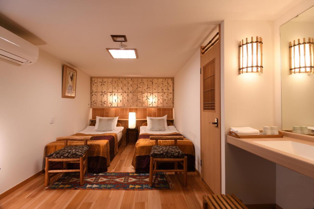 Seikoro Ryokan - Established In 1831 Otel Kyoto Dış mekan fotoğraf